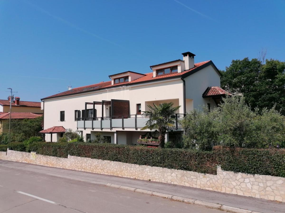 Apartment Jasna Poreč Dış mekan fotoğraf